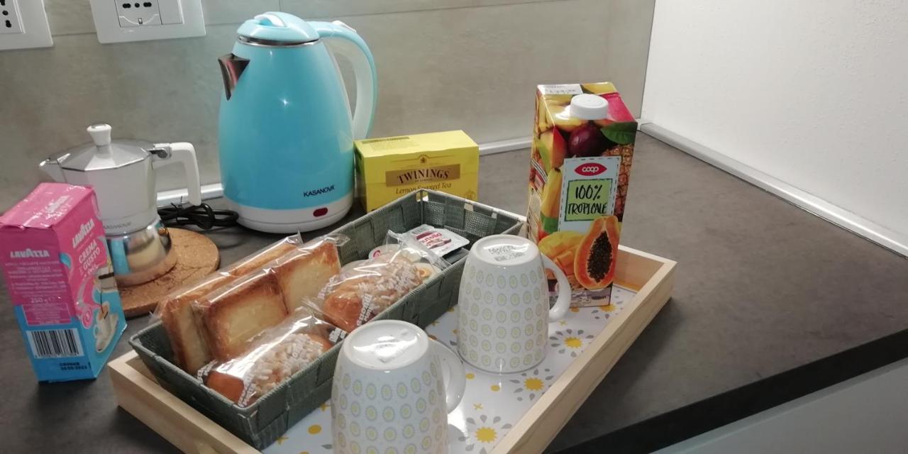 Grigio Perla Panigale, Villetta Con Giardino E Parcheggio Privato Fino A Tre Posti Auto - Un Oasi Di Tranqullita Bologna Luaran gambar